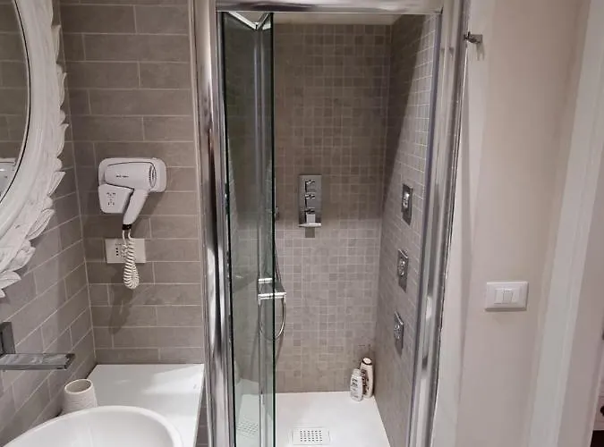 La Lanterna بيت ضيافة بولونيا